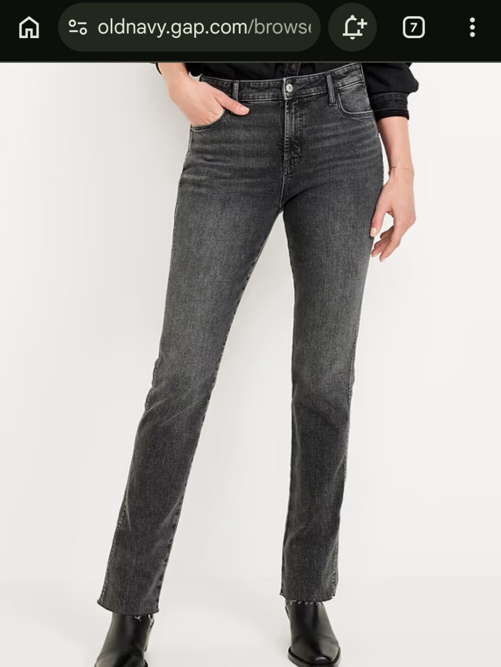 High-Waisted Vintage Slim Jeans
- Charcoal
